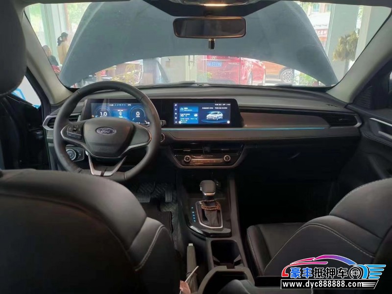 21年福特福睿斯轿车抵押车出售