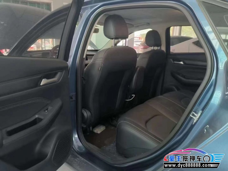 21年福特福睿斯轿车抵押车出售