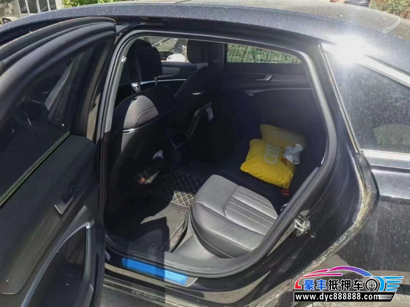 22年奥迪A6轿车抵押车出售