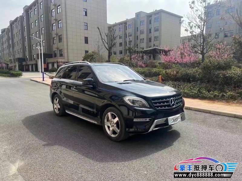 12年奔驰ML轿车抵押车出售