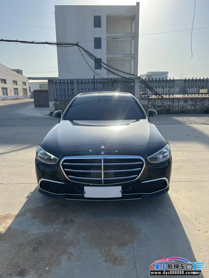 22年奔驰S轿车抵押车出售