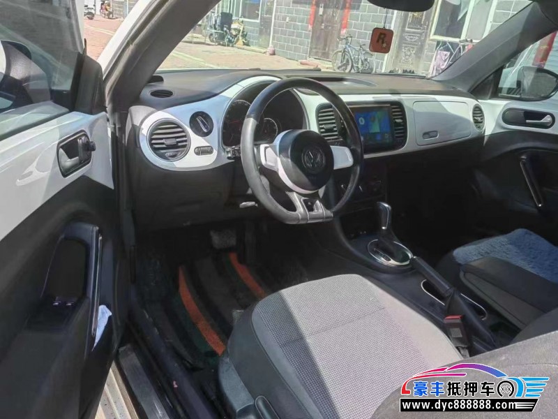 14年大众甲壳虫轿车抵押车出售