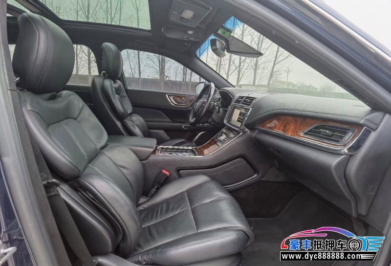 18年林肯大陆轿车抵押车出售