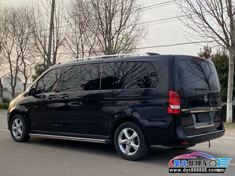 17年奔驰威霆SUV抵押车出售