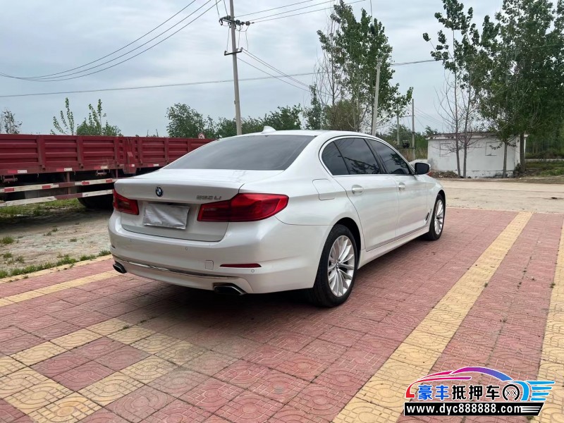 20年宝马5系轿车抵押车出售