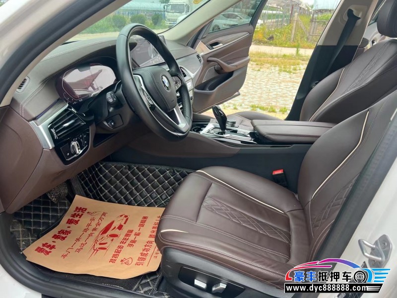 20年宝马5系轿车抵押车出售