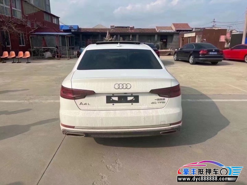 19年奥迪A4轿车抵押车出售