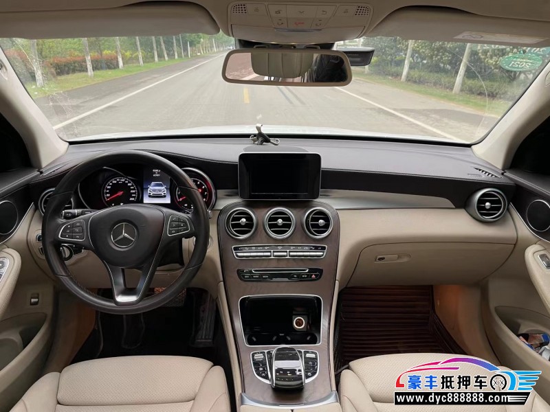 17年奔驰GLCSUV抵押车出售