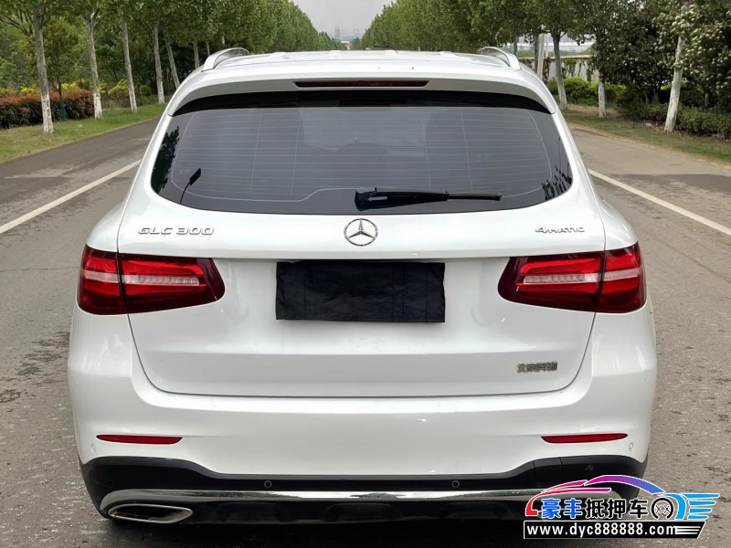 17年奔驰GLCSUV抵押车出售