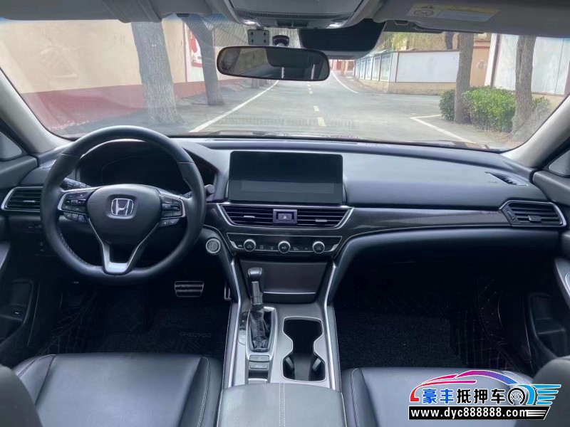 21年本田雅阁轿车抵押车出售