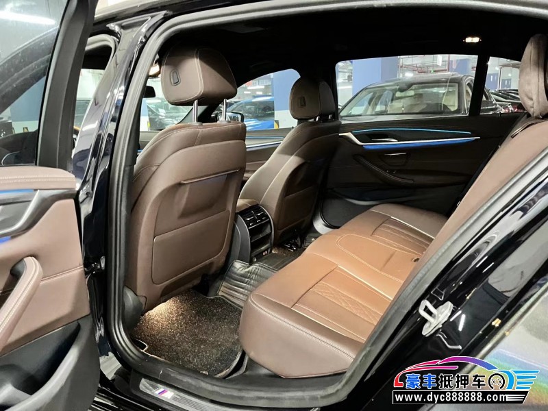 22年宝马5系轿车抵押车出售