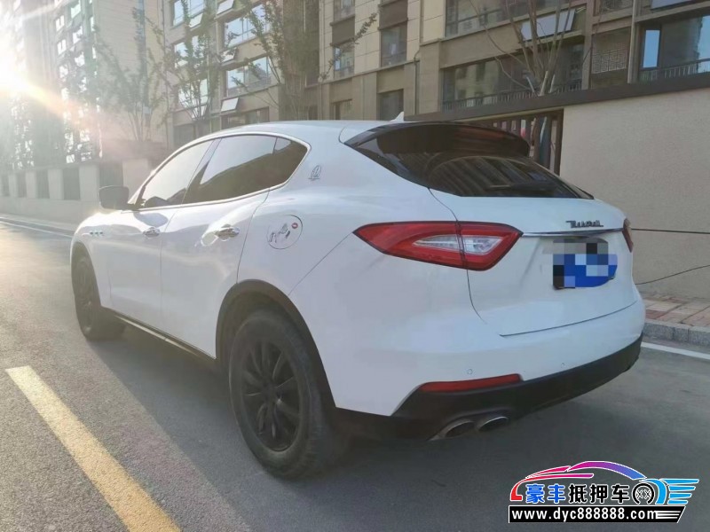 18年玛莎拉蒂莱万特轿车抵押车出售