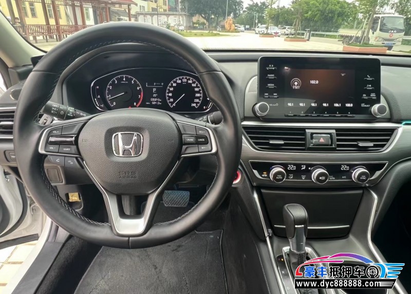 21年本田雅阁轿车抵押车出售