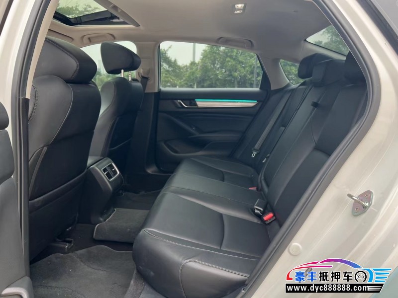 21年本田雅阁轿车抵押车出售