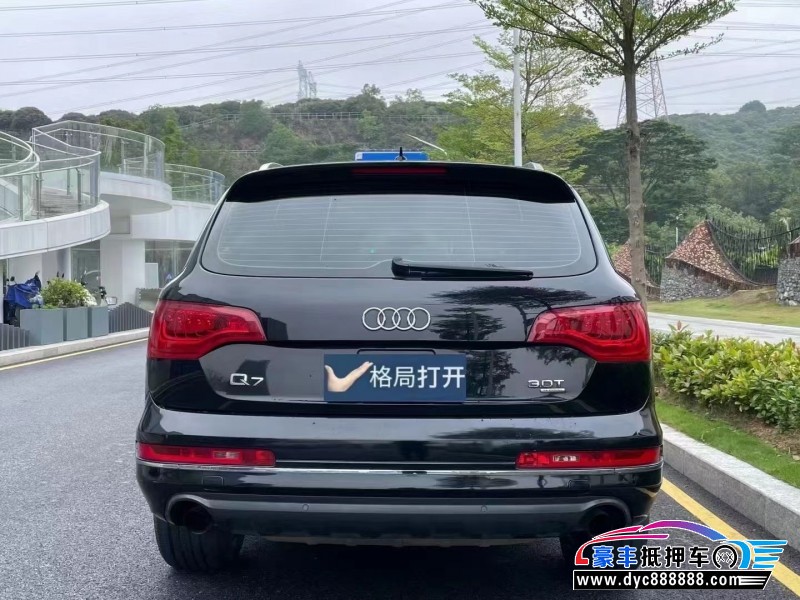 11年奥迪Q7轿车抵押车出售