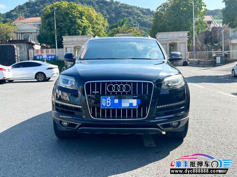 11年奥迪Q7轿车抵押车出售