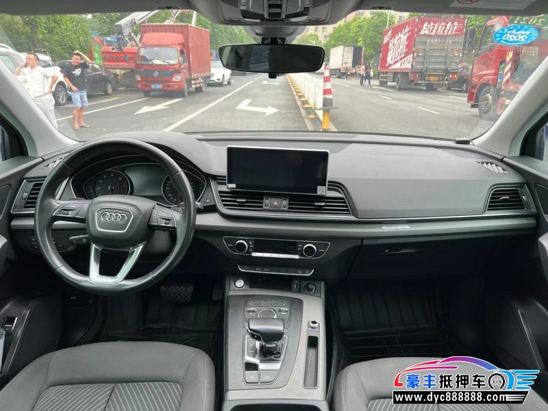 19年奥迪Q7轿车抵押车出售