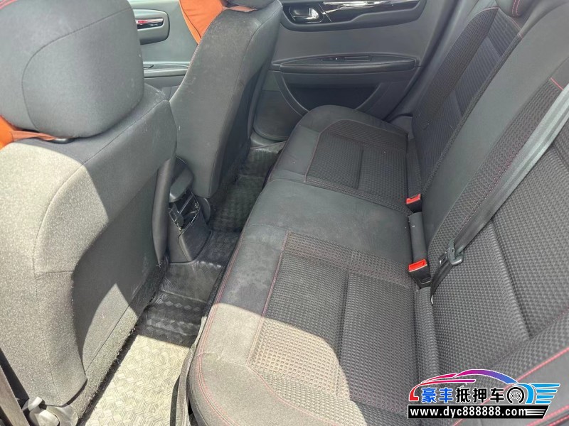 15年雪铁龙世嘉轿车抵押车出售