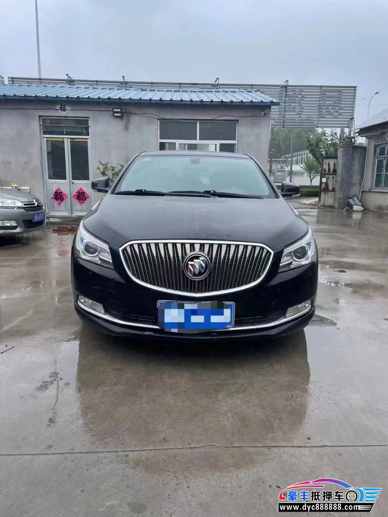 15年别克君越轿车抵押车出售