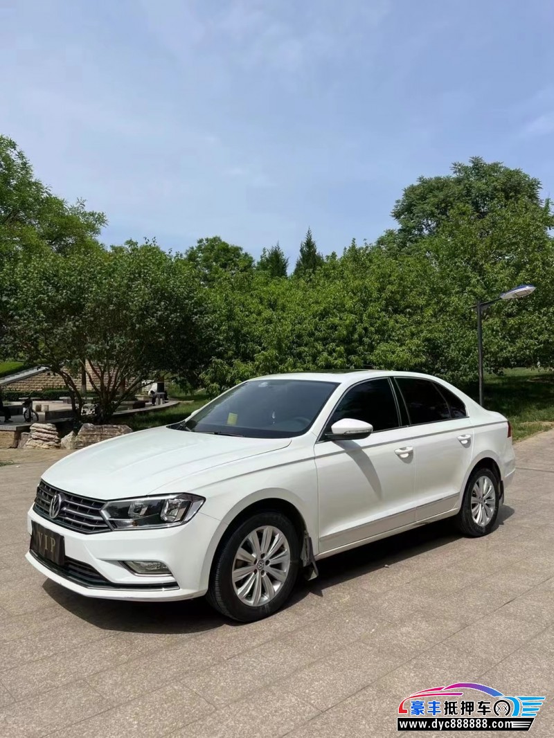 16年大众宝来轿车抵押车出售