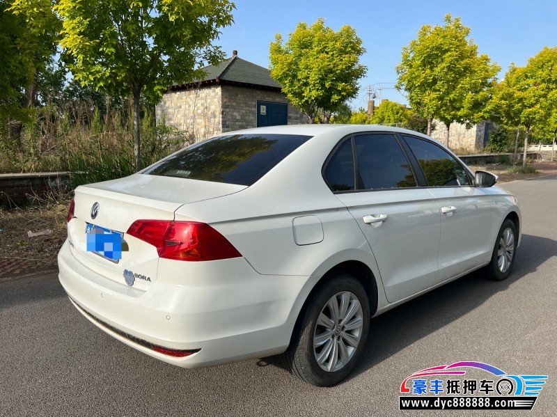 20年大众宝来轿车抵押车出售