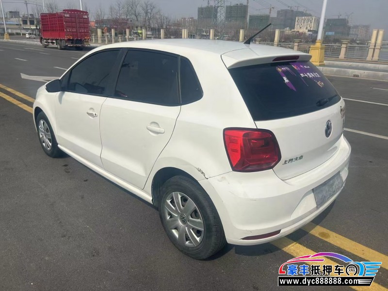 16年大众polo轿车抵押车出售