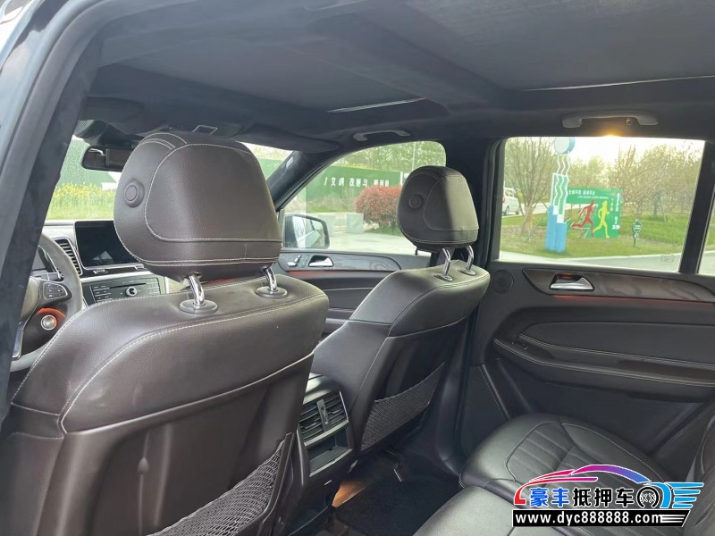 17年奔驰GLE轿车抵押车出售