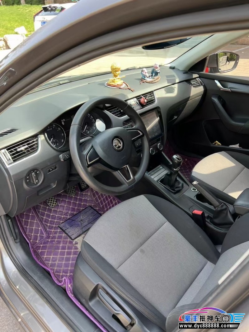 18年斯柯达明锐轿车抵押车出售