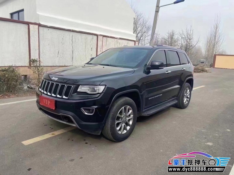 17年Jeep大切诺基轿车抵押车出售