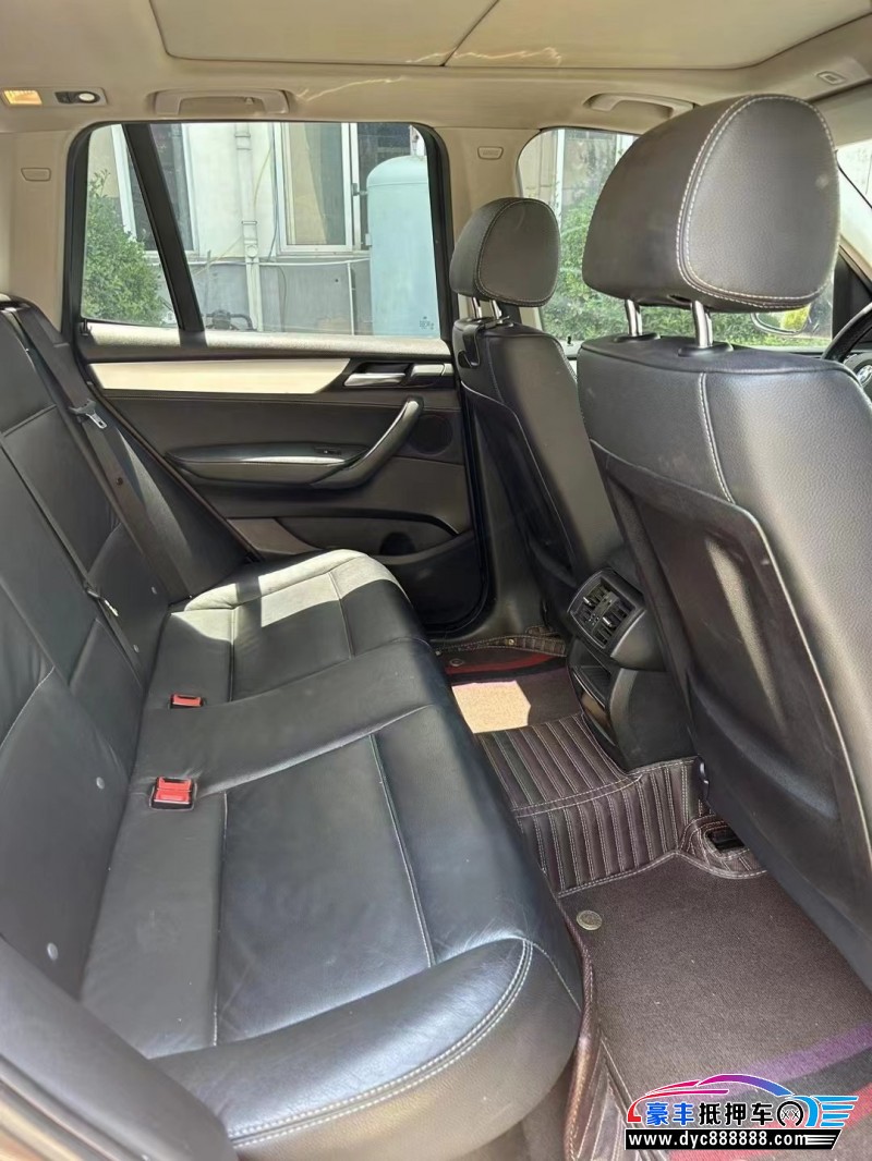 13年宝马X3轿车抵押车出售