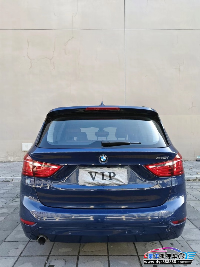 15年宝马2系轿车抵押车出售