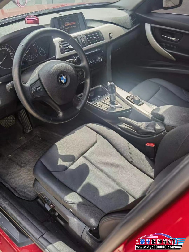 15年宝马3系轿车抵押车出售