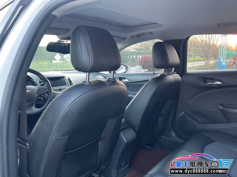 17年雪佛兰科鲁兹轿车抵押车出售