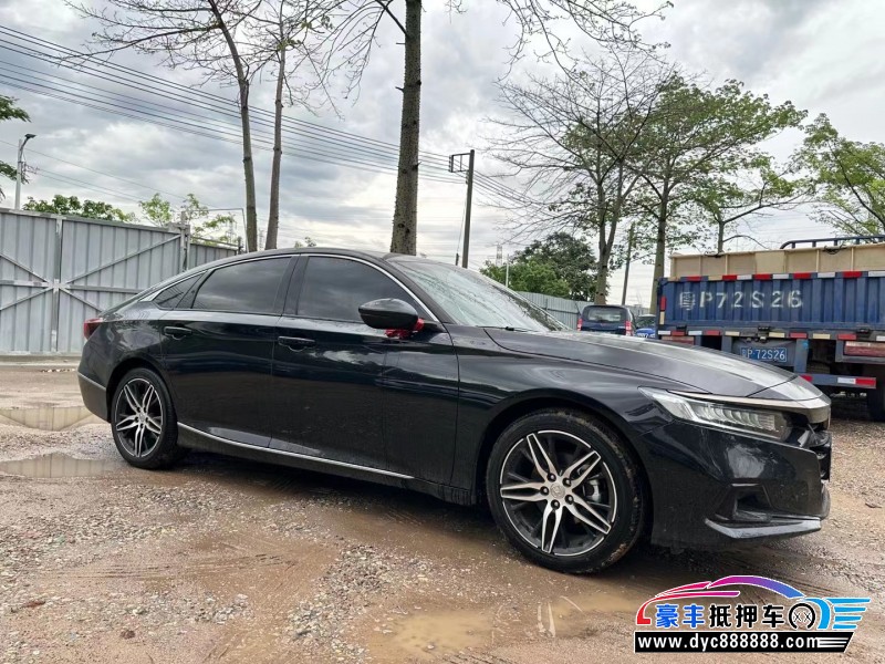 22年本田雅阁轿车抵押车出售