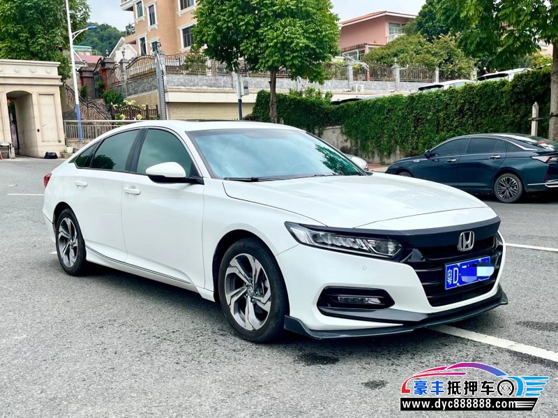 20年本田雅阁轿车抵押车出售