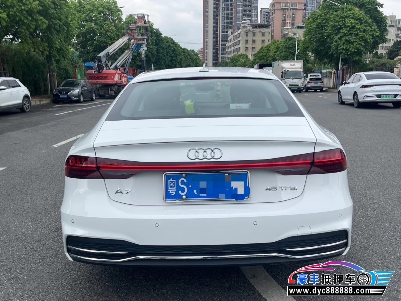 22年奥迪A7轿车抵押车出售