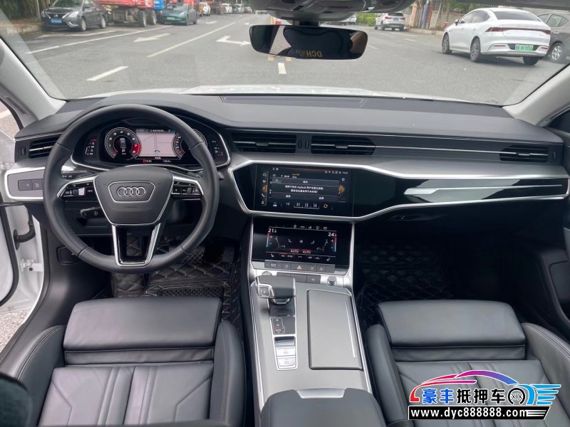 22年奥迪A7轿车抵押车出售