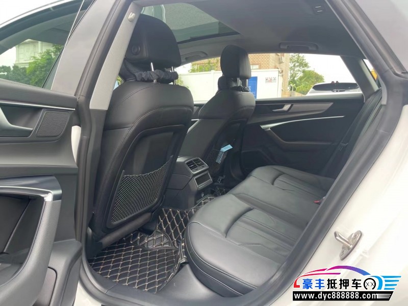 22年奥迪A7轿车抵押车出售