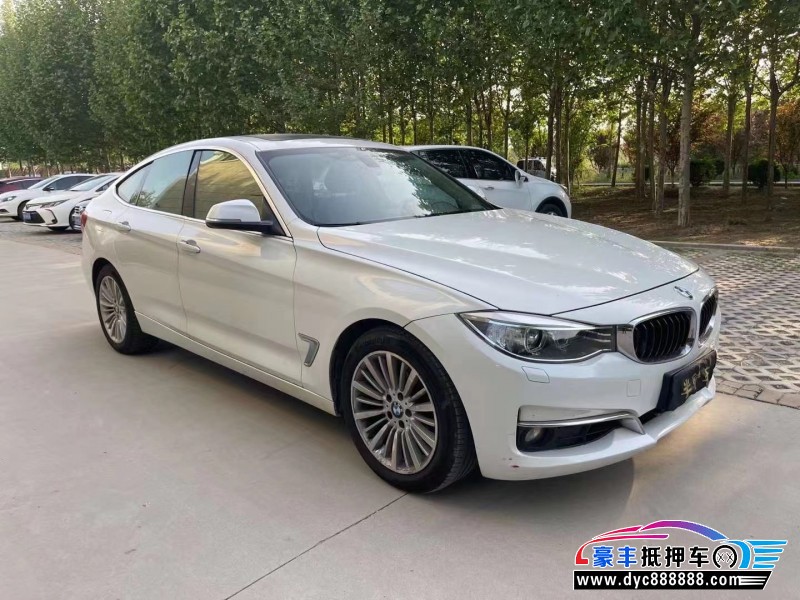 15年宝马3系轿车抵押车出售