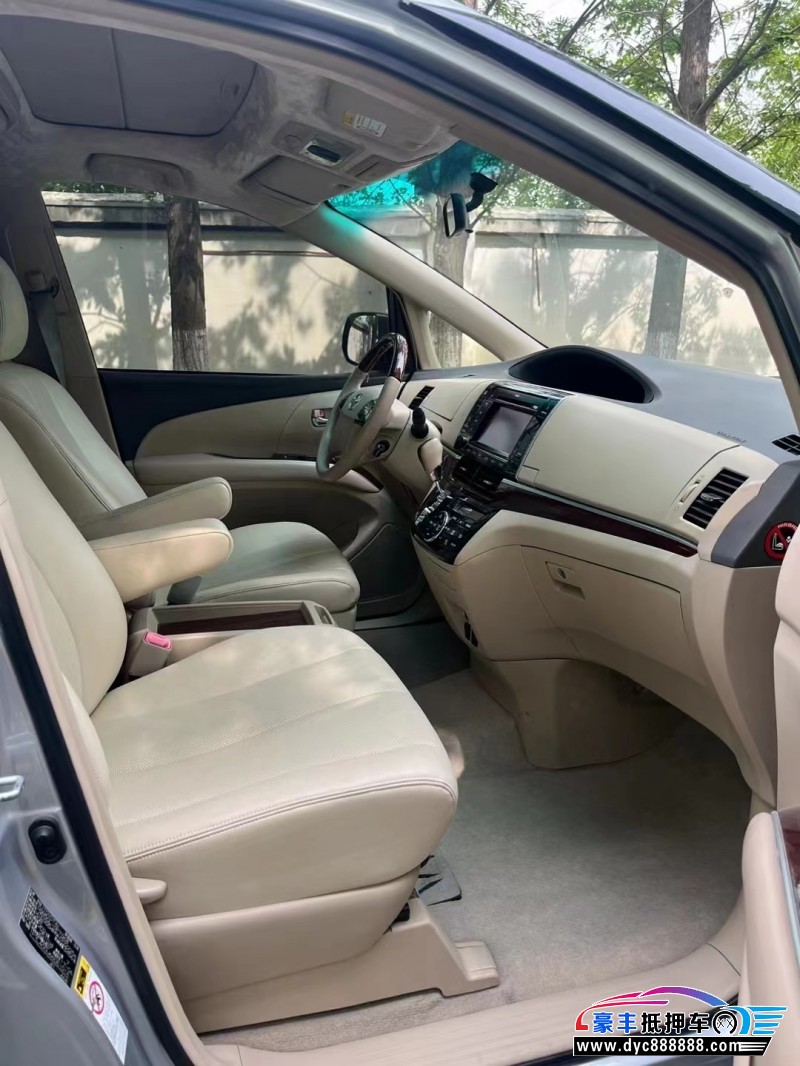 17年丰田普瑞维亚轿车抵押车出售