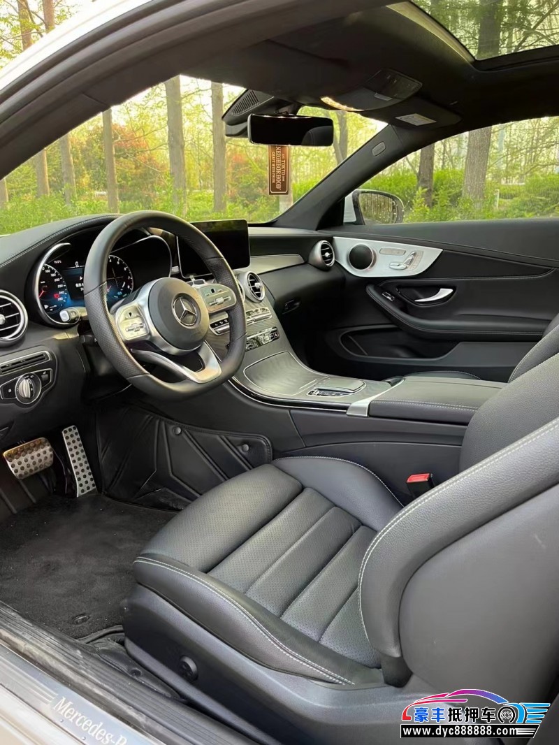 21年奔驰C级轿车抵押车出售