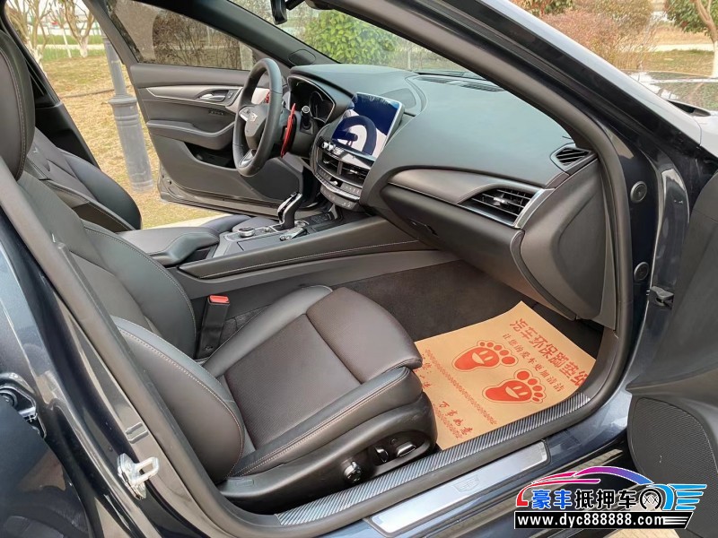 21年凯迪拉克CT5轿车抵押车出售