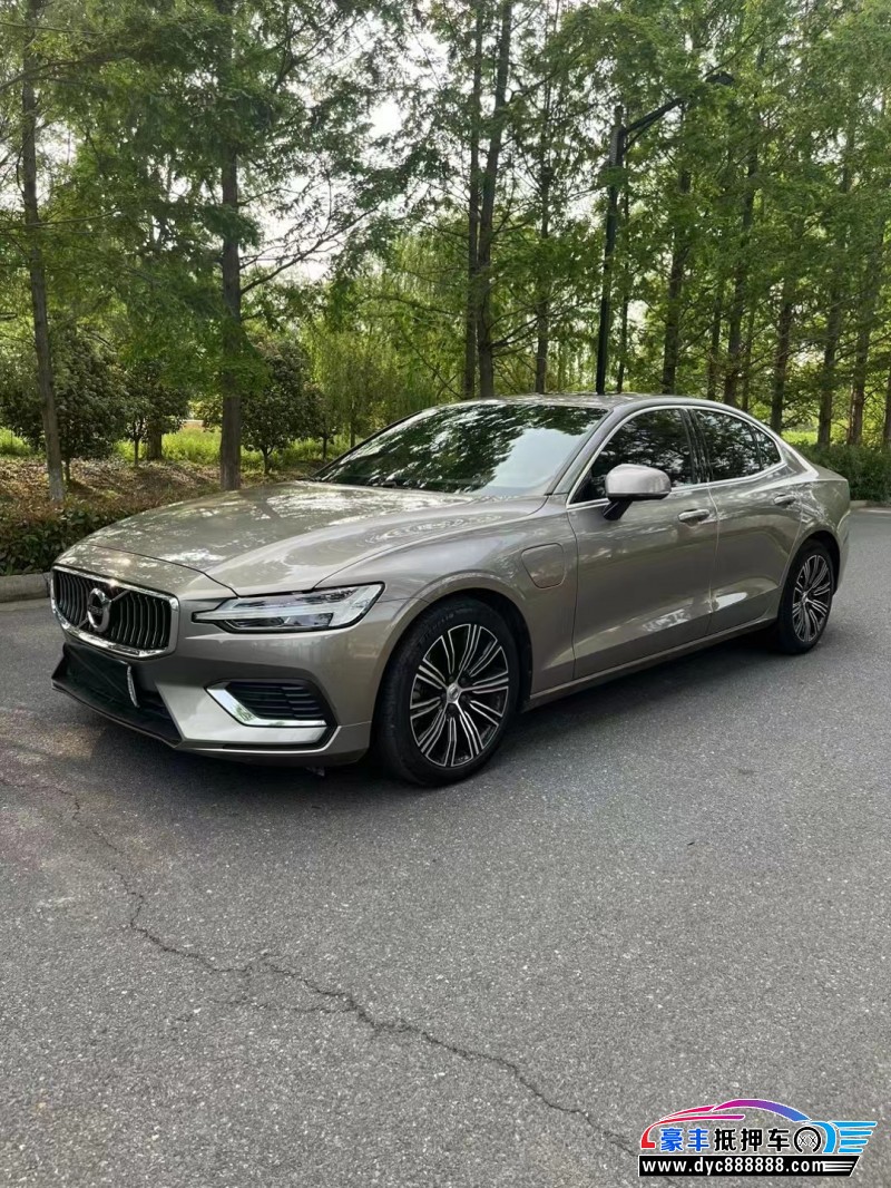 21年沃尔沃S60轿车抵押车出售