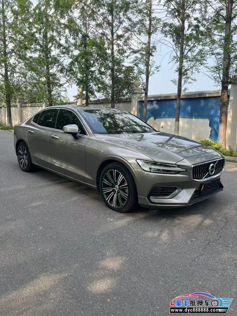 21年沃尔沃S60轿车抵押车出售