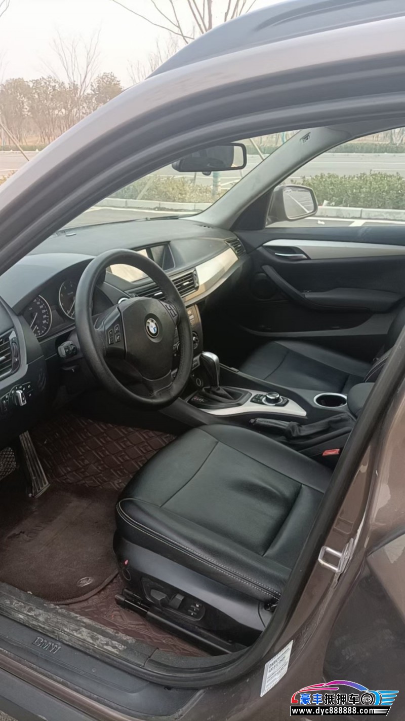 14年宝马X1轿车抵押车出售