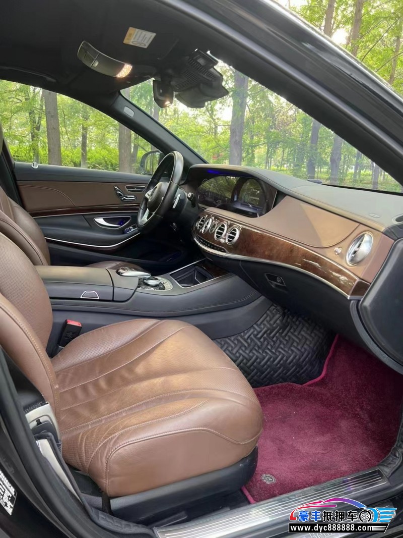 18年奔驰S级轿车抵押车出售