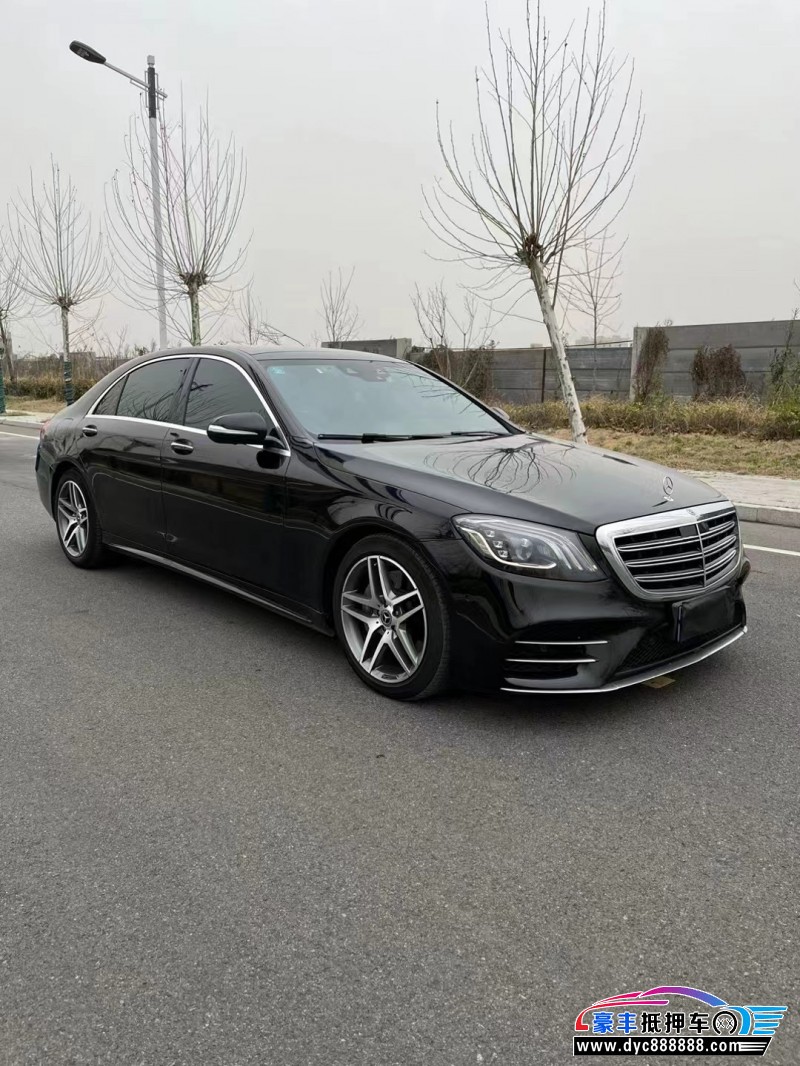 18年奔驰S级轿车抵押车出售