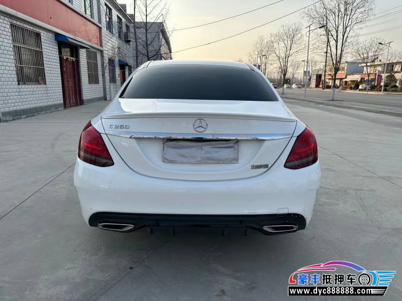 21年奔驰C轿车抵押车出售