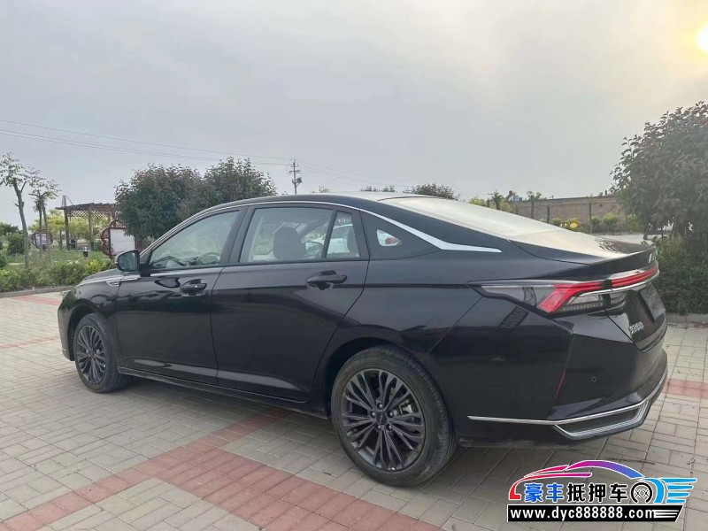 23年东风风神奕炫轿车抵押车出售