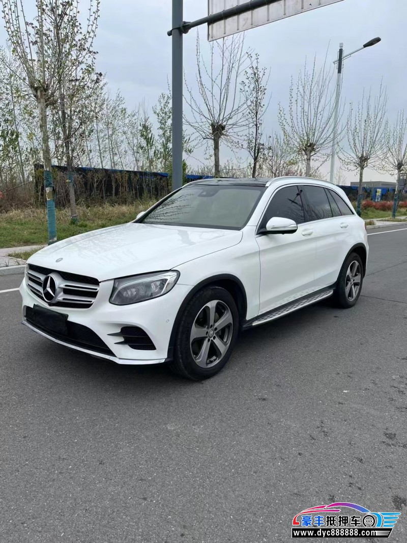 17年奔驰GLC轿车抵押车出售